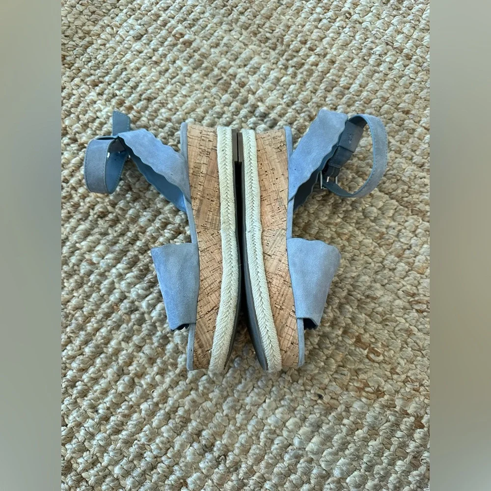 MARC FISHER Faitful Flatform Sandals Blue size 8